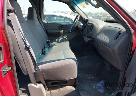 2004 Ford F-150 Heritage Classic from USA, damaged, VIN 2FTRX17204CA57555